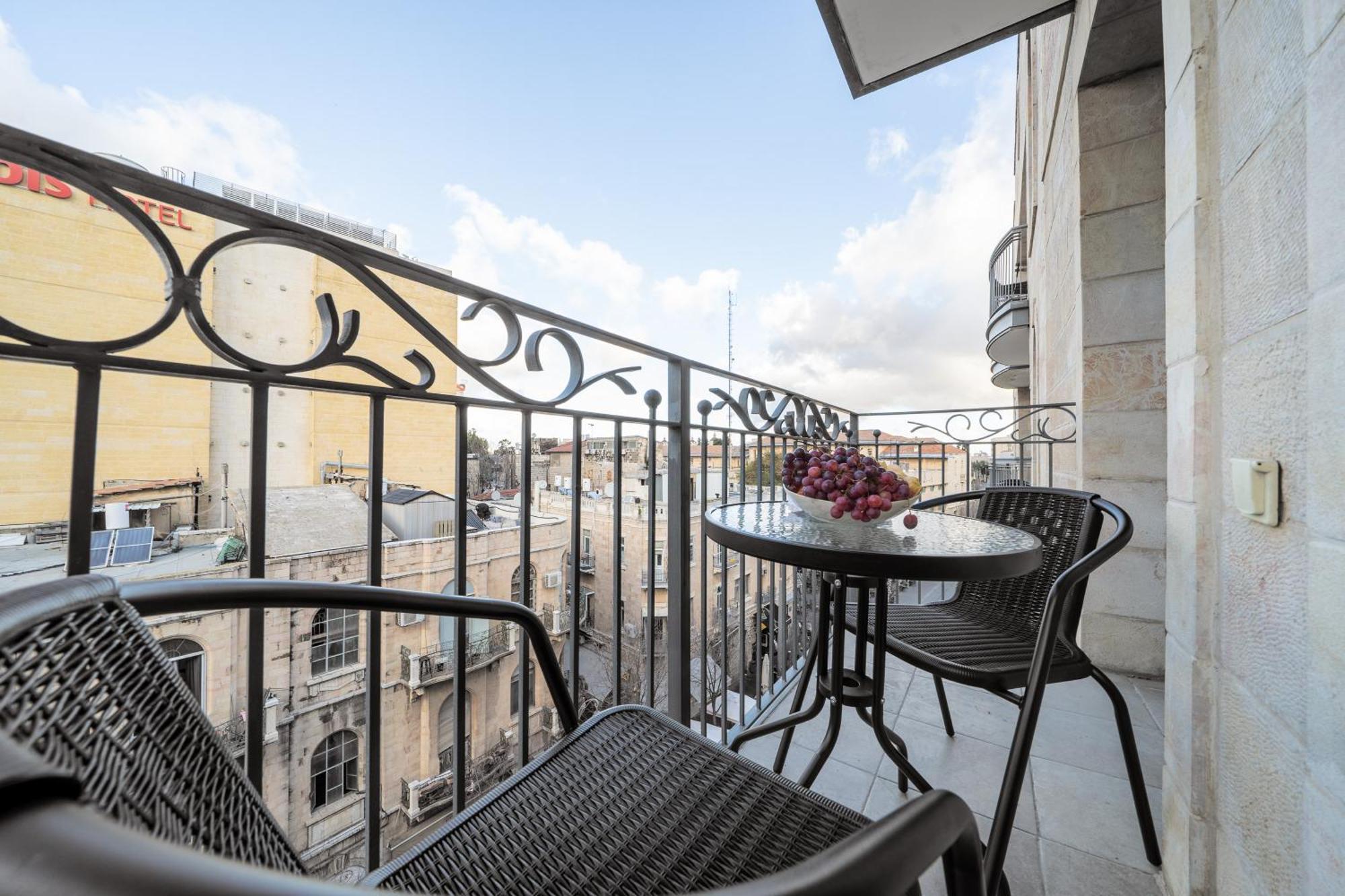 Yashar Suites Jlm Иерусалим Экстерьер фото